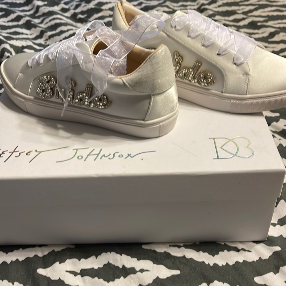 Bride sneaker. New